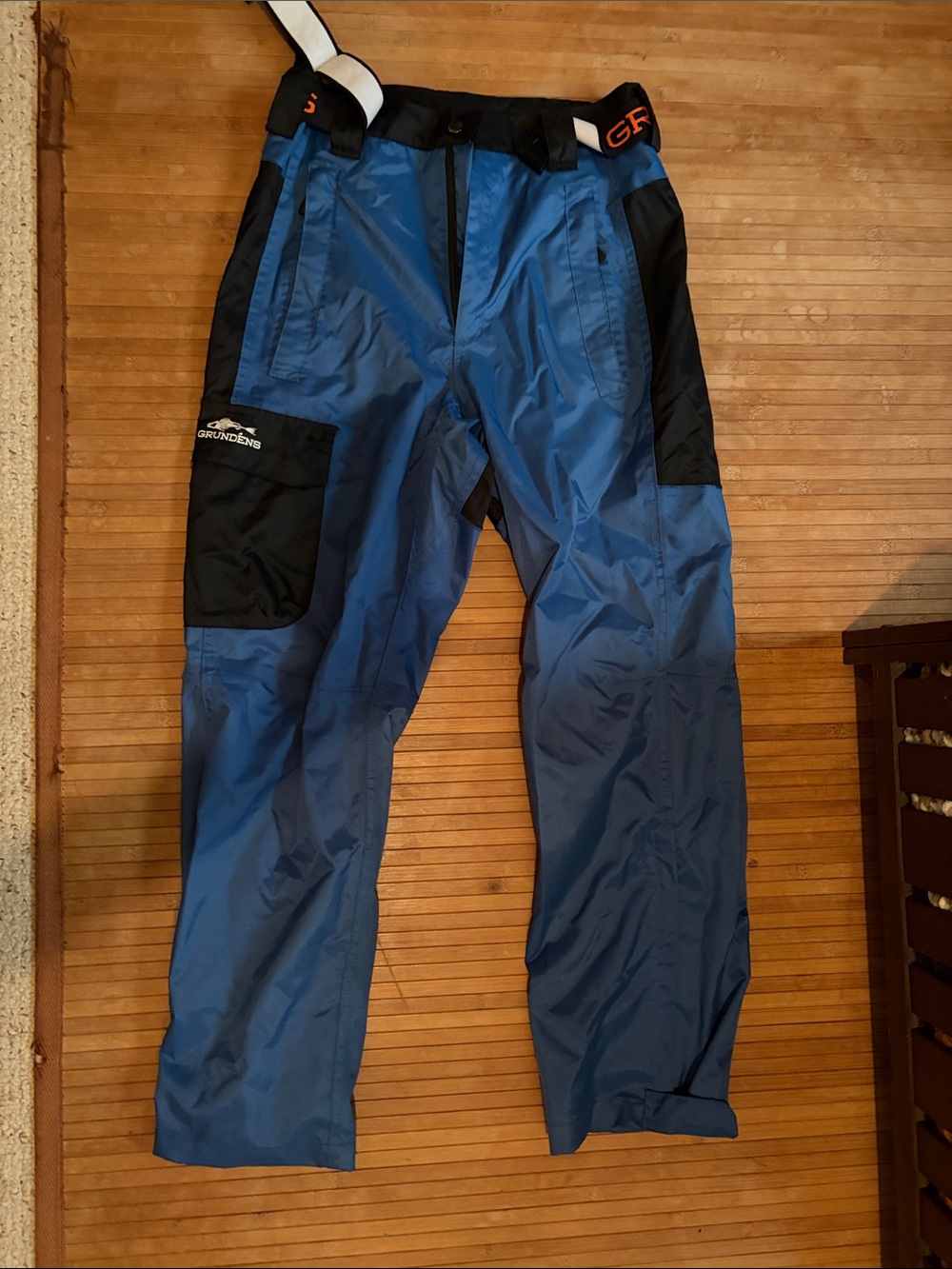 Grundéns Men's Blue and Black Cargo Rain/Fishing Pants